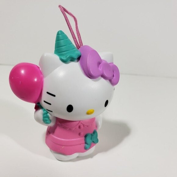 Sanrio Hello Kitty Toys & Book Lot Animation Cat Character - Picture 4 of 11